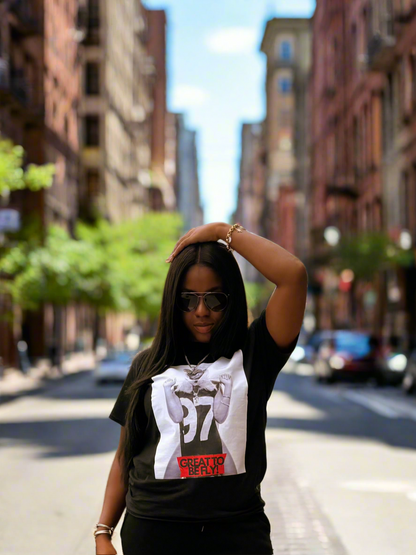 Queen Bee Tee – Black